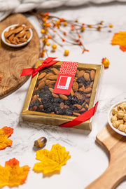 Sultanas & Raisins Mix Gift Box, 180g Gift Giving RJF Farhi 