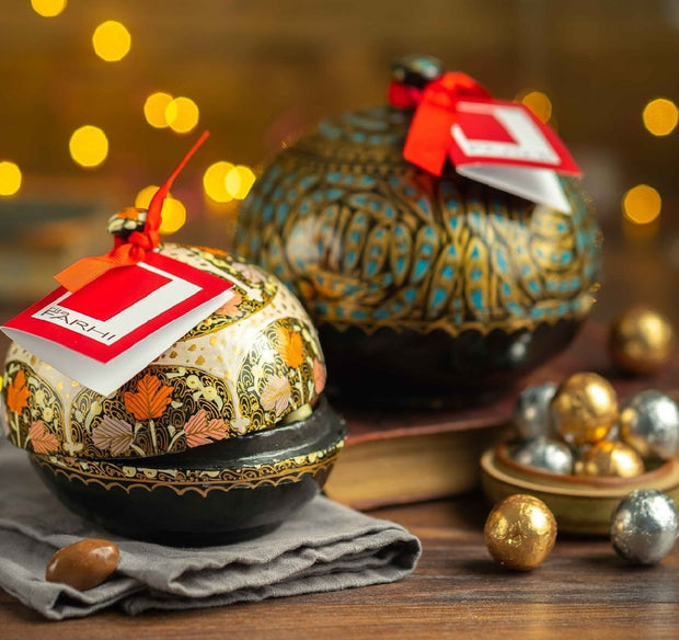 Handmade Bonbonni&egrave;re filled with Assorted Chocolate Coated Almonds, Palm Oil Free, 130g