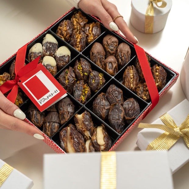 Belgian chocolate covered dates gift box – Sisi food sculptor